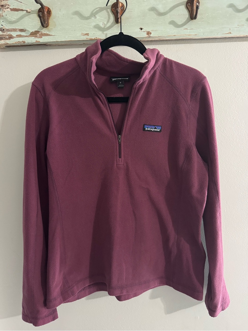 Patagonia Women’s Plum Quarter-Zip Fleece Pullover
